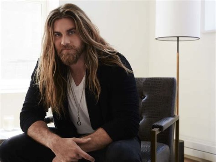 How tall is Brock O'Hurn